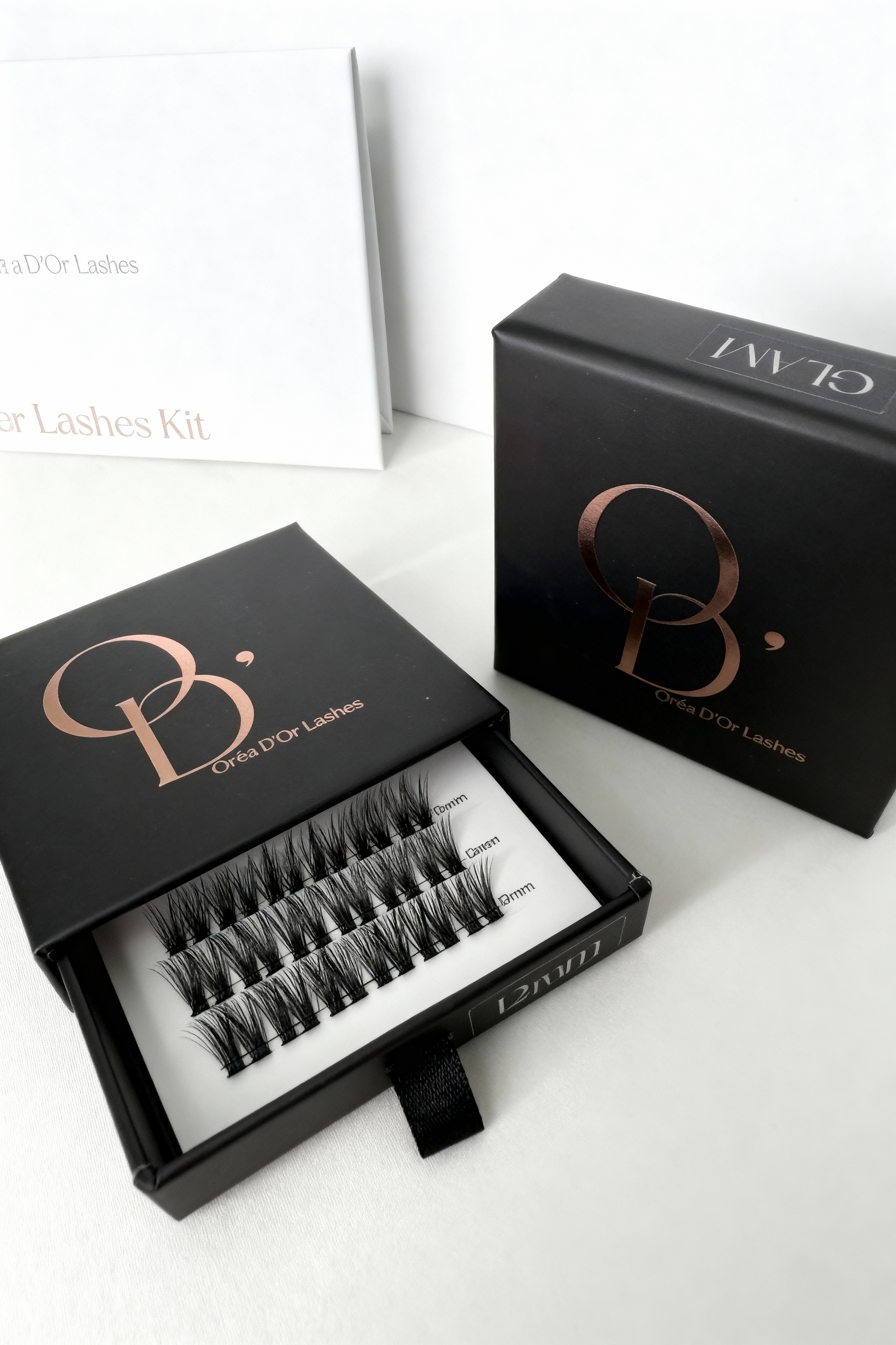 Lash Refill TEASE - Single length DIY lash extension refill in elegant black packaging
